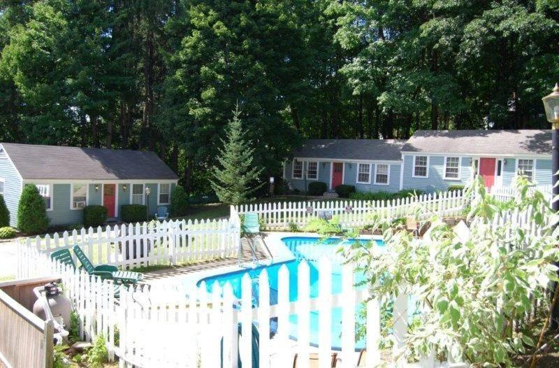 Oxen Yoke Motel photo 5