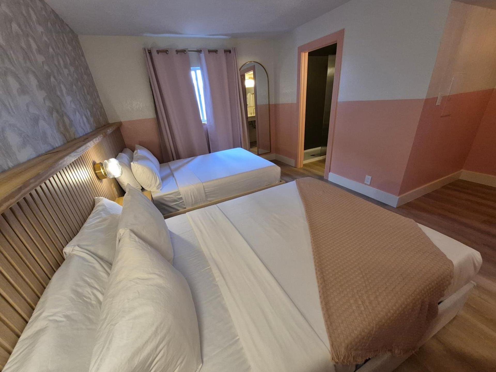 Abode Beach House photo 17