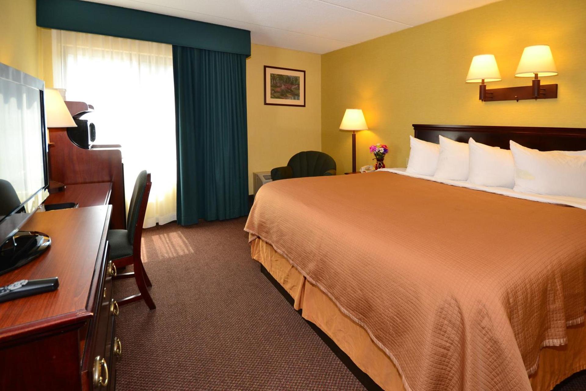 Howard Johnson by Wyndham Saugerties photo 13