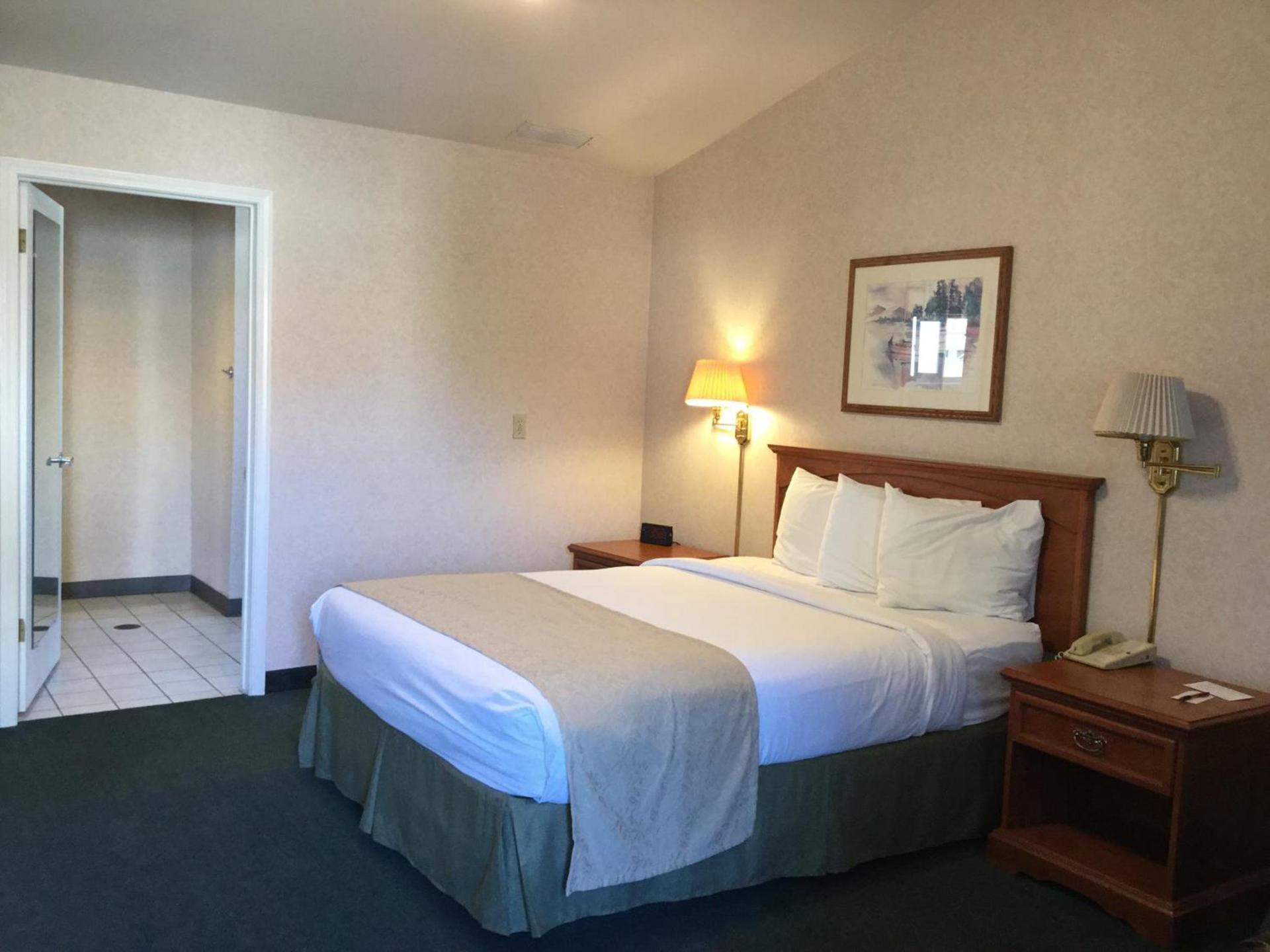 Garden Inn and Suites Fresno photo 27