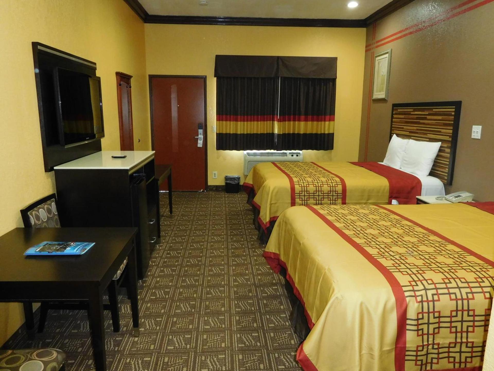 Diamond Inn photo 13