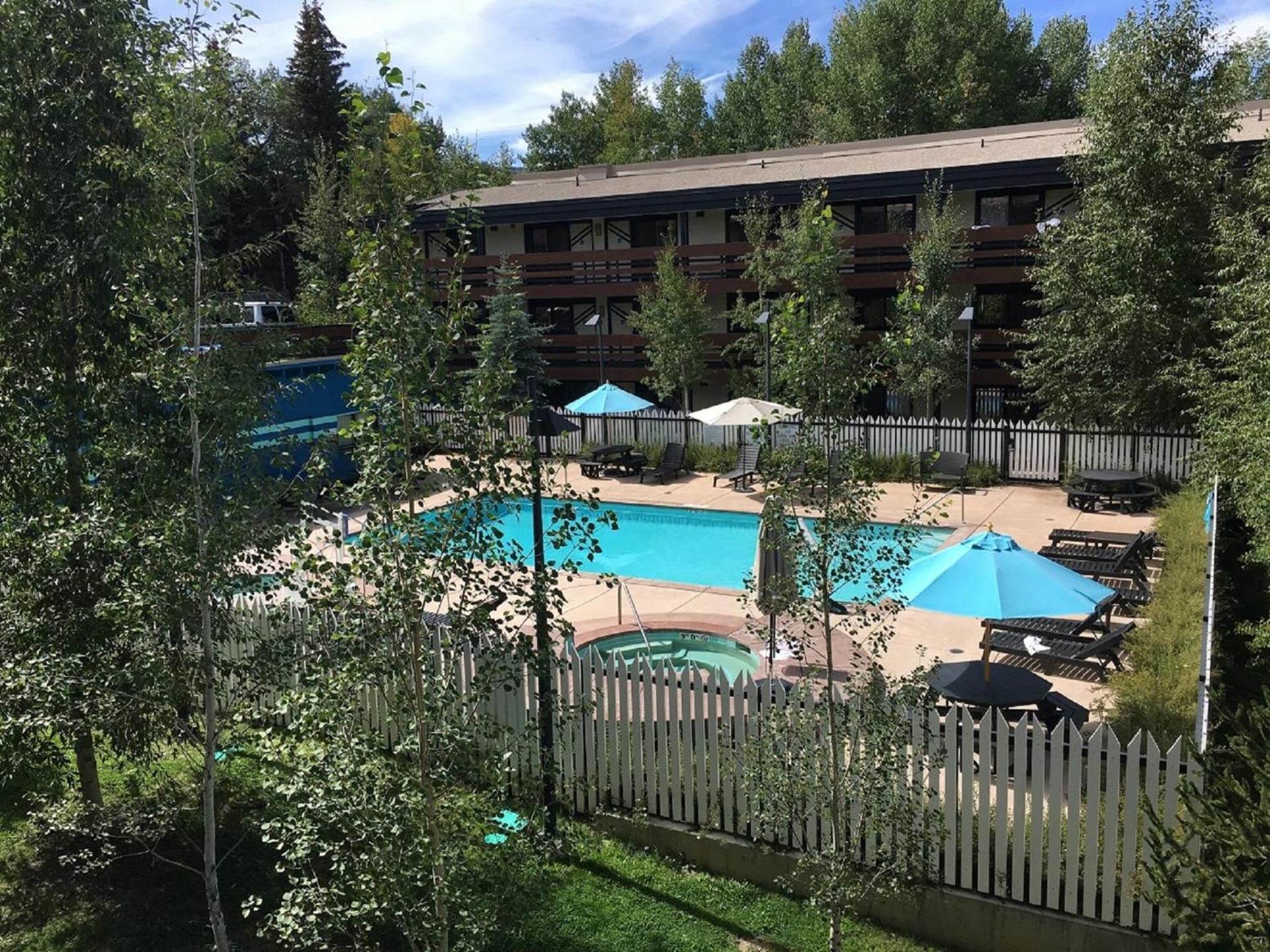 Wildwood Snowmass photo 26