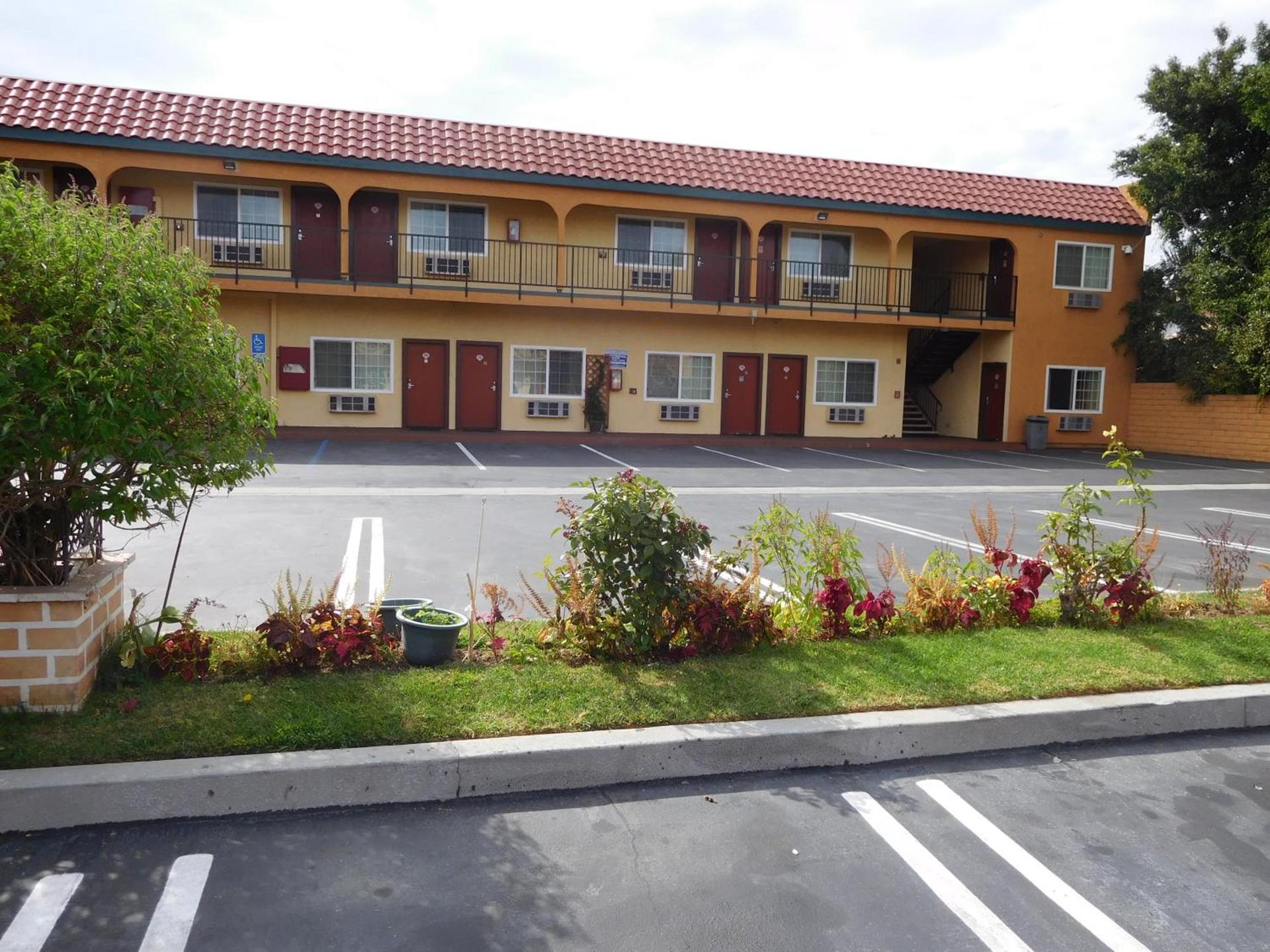 Diamond Inn photo 18