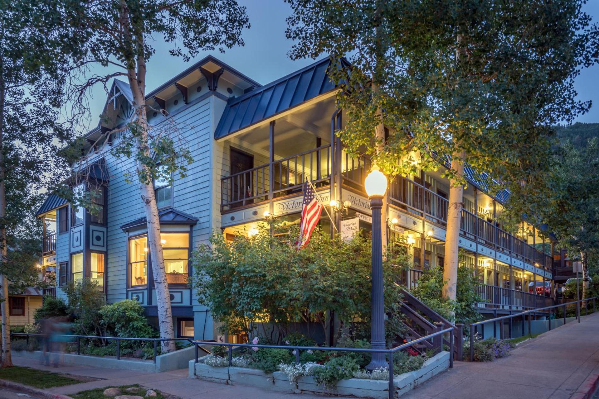 The Victorian Inn photo 3