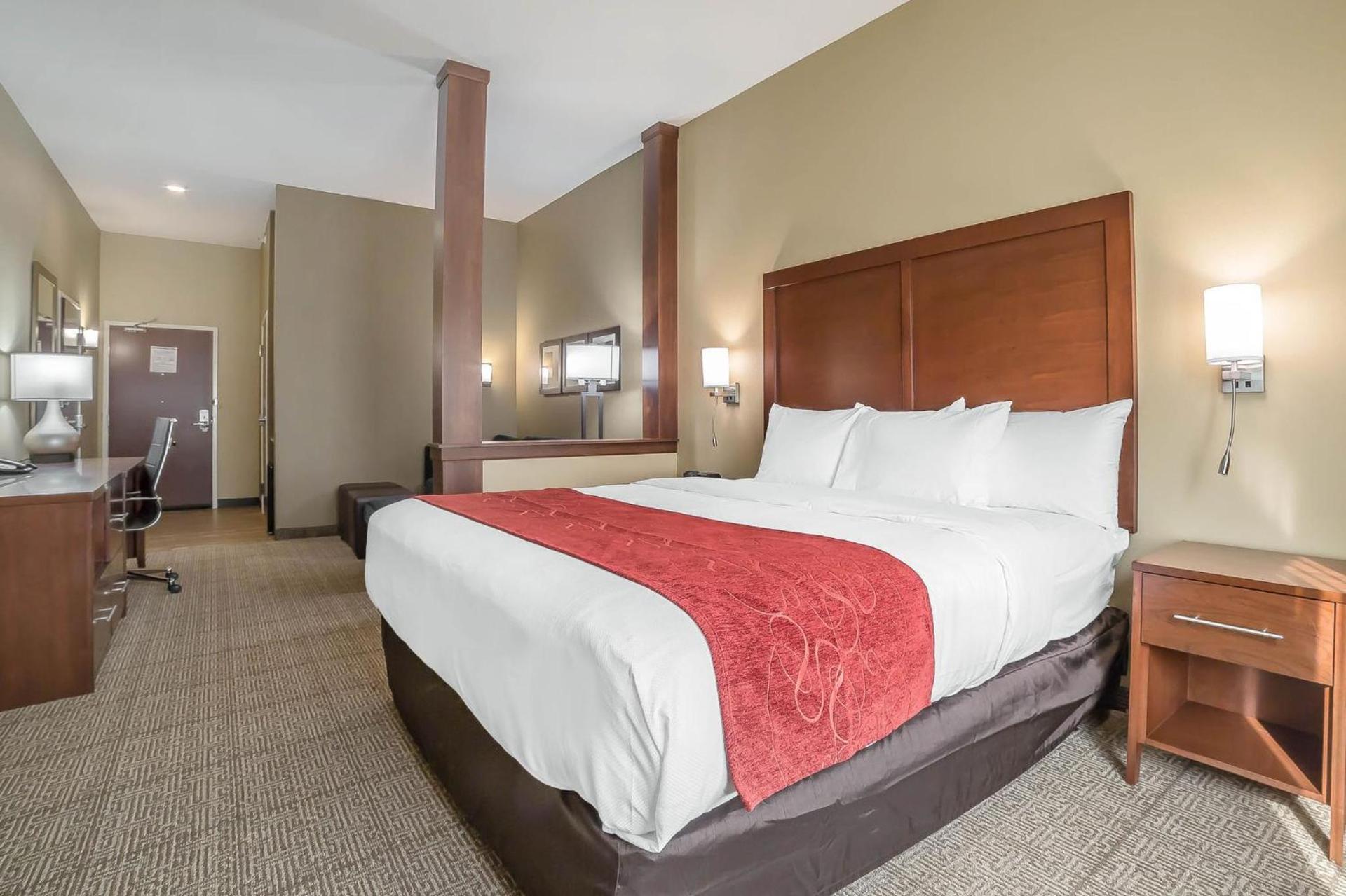 Comfort Suites Billings photo 45