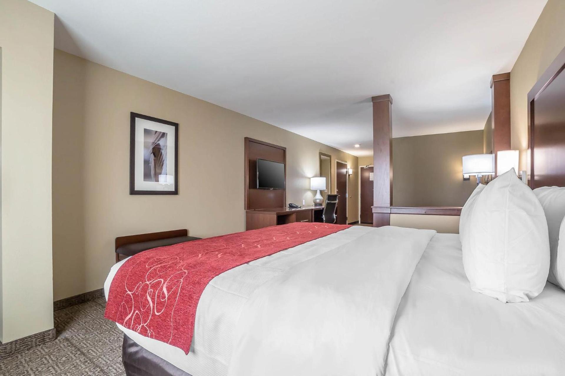 Comfort Suites Billings photo 50