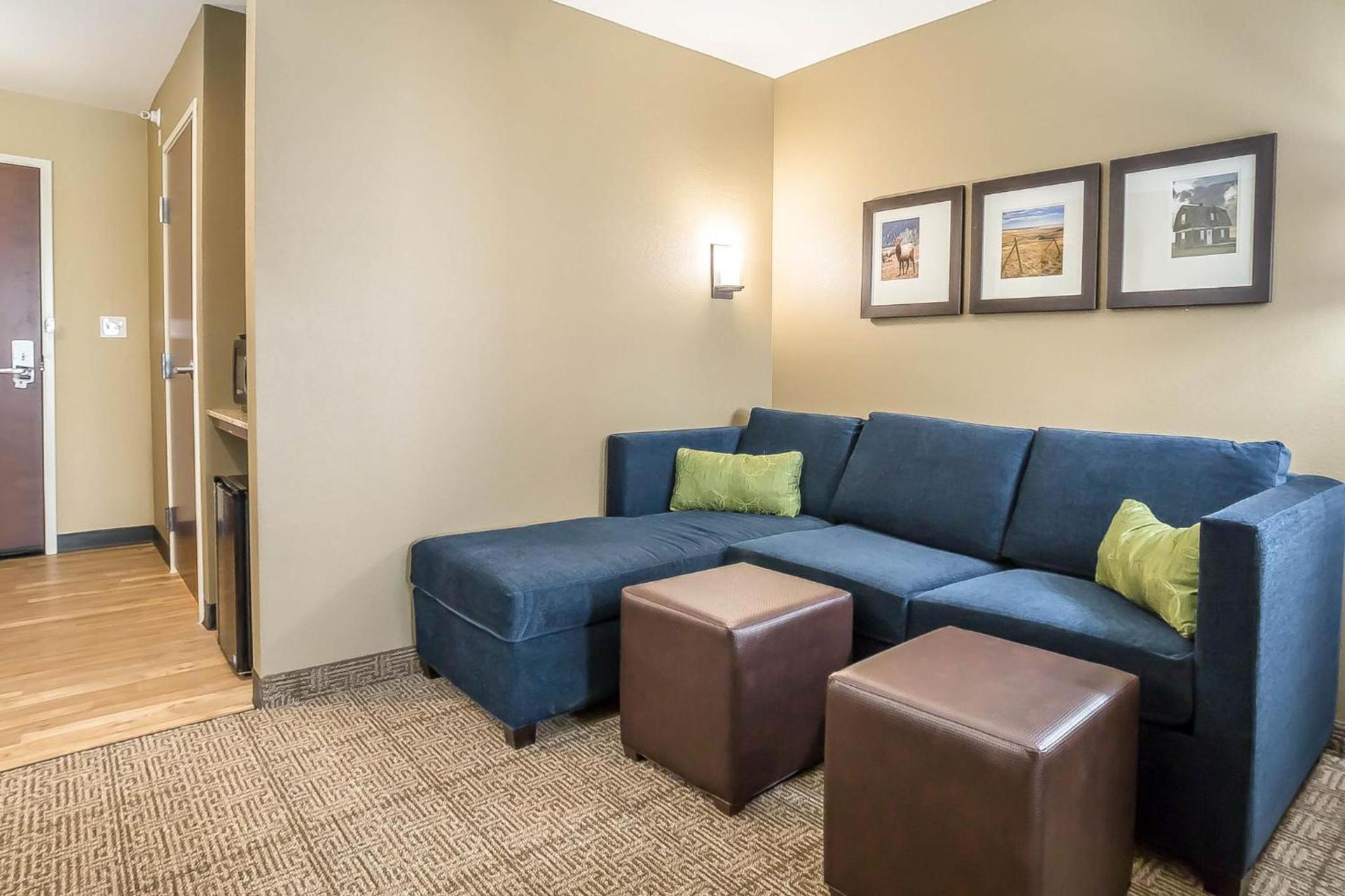 Comfort Suites Billings photo 53