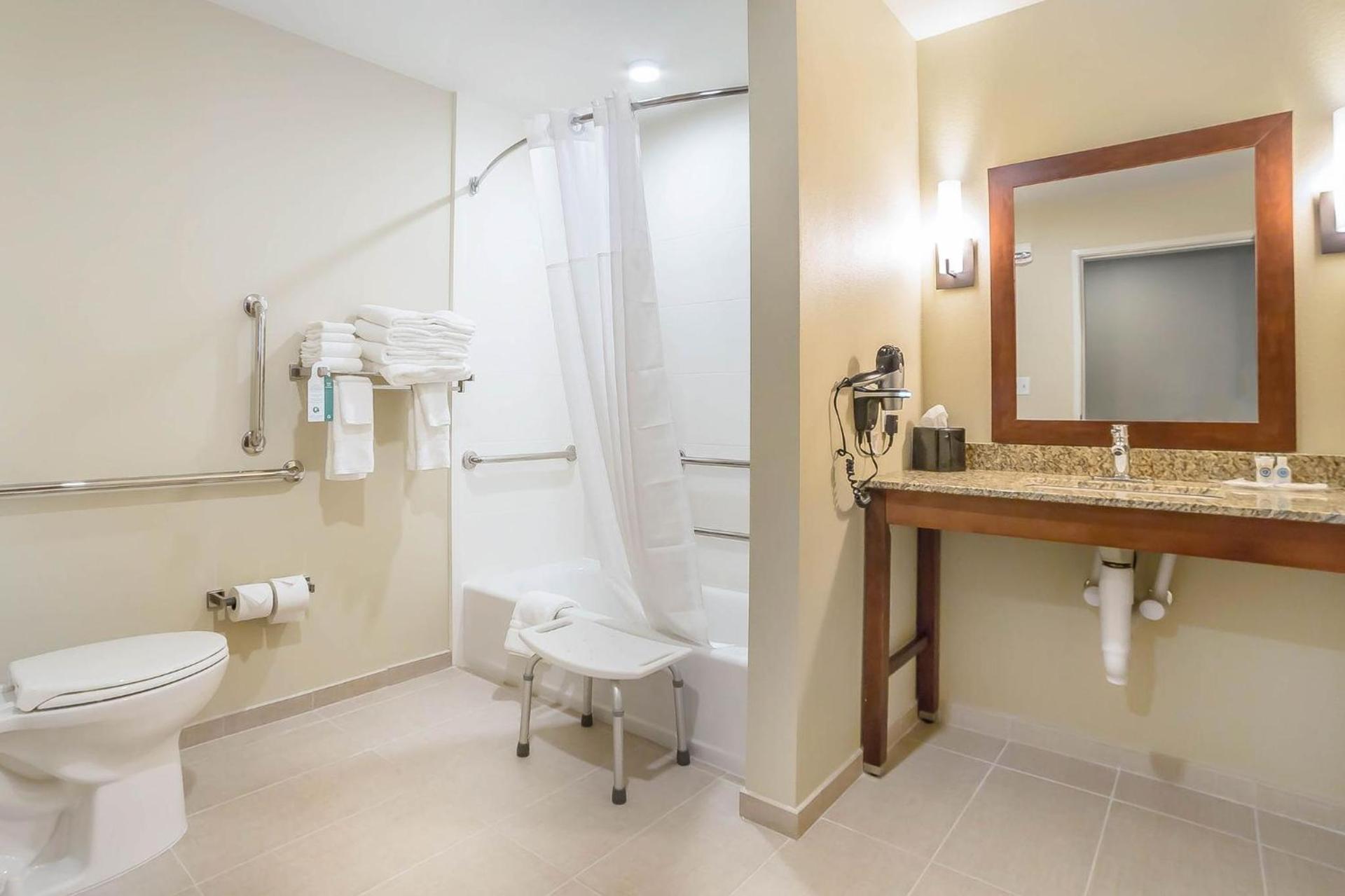 Comfort Suites Billings photo 54