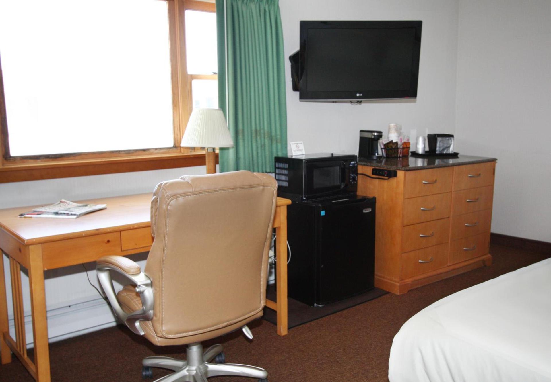 The Bluebird Motel Maine photo 6