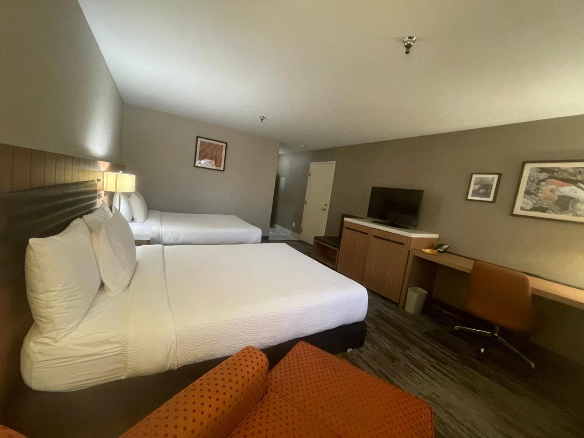 Sisk Hotel photo 12