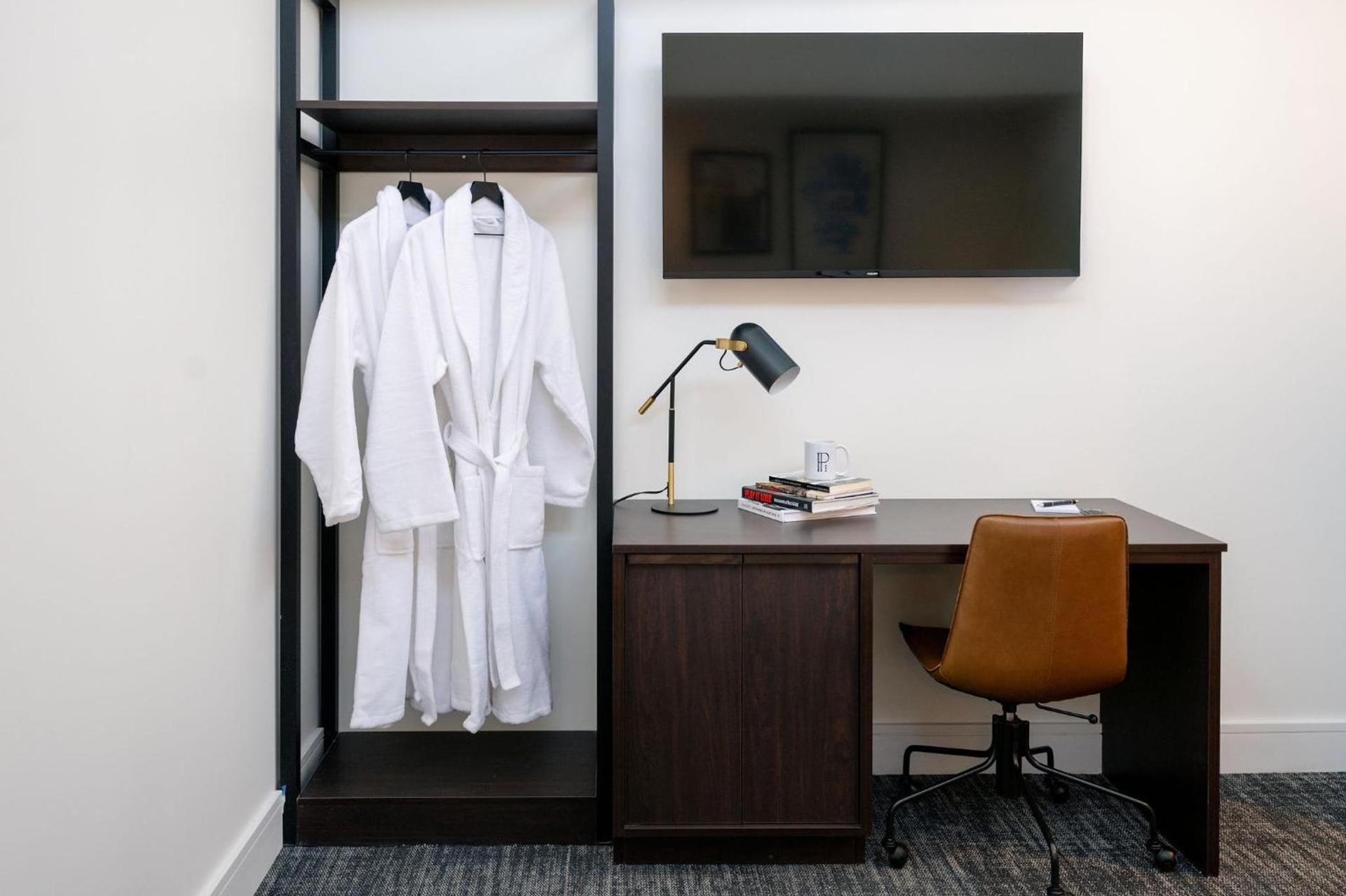 The Promissory Hotel photo 36