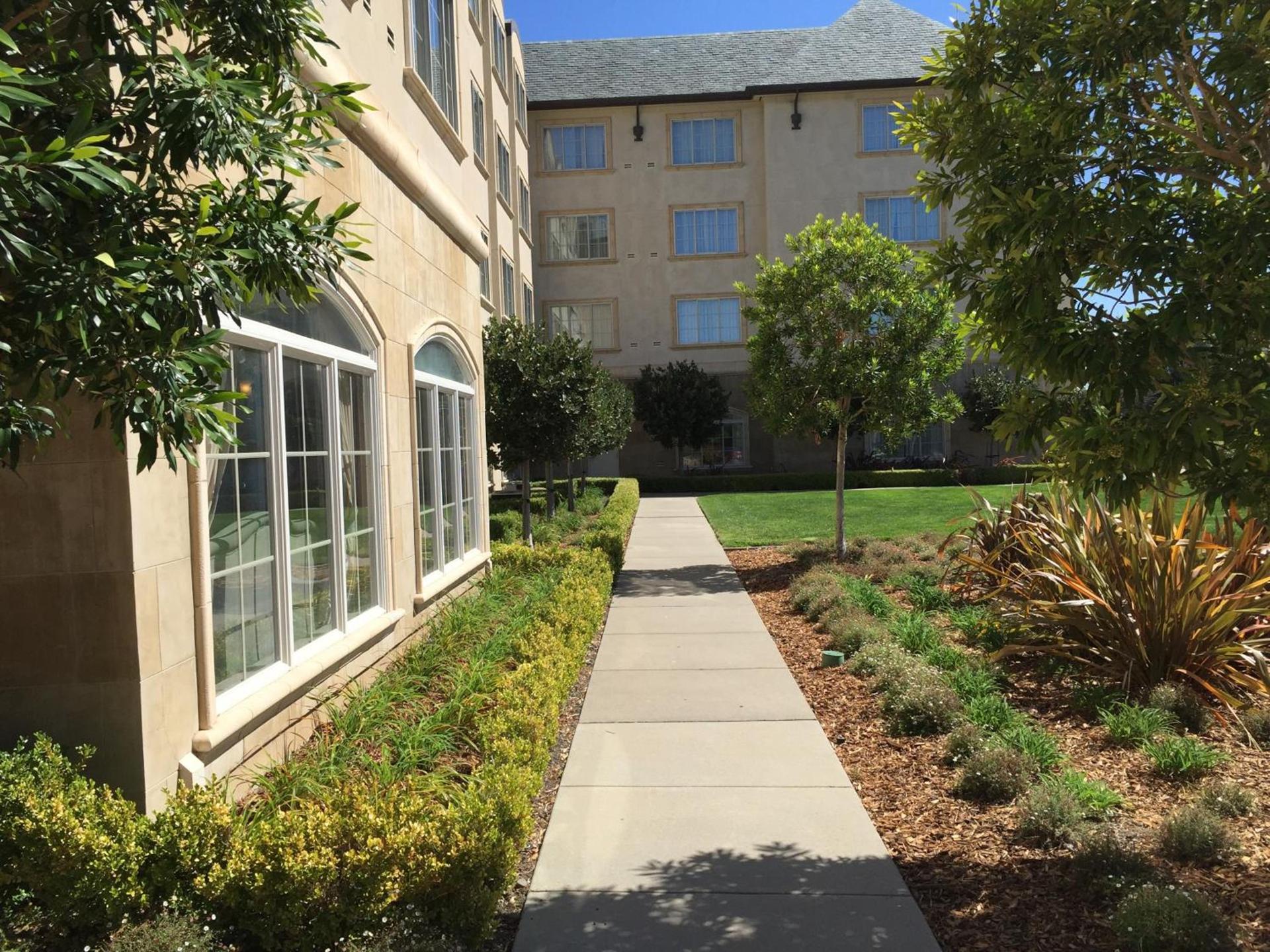 Bay Landing Hotel photo 32