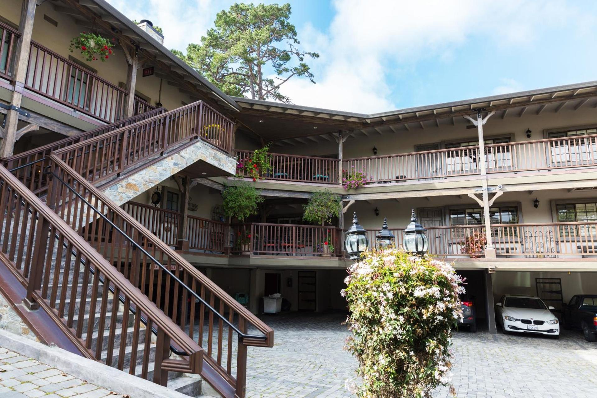 Coachman's Inn, A Four Sisters Inn photo 21