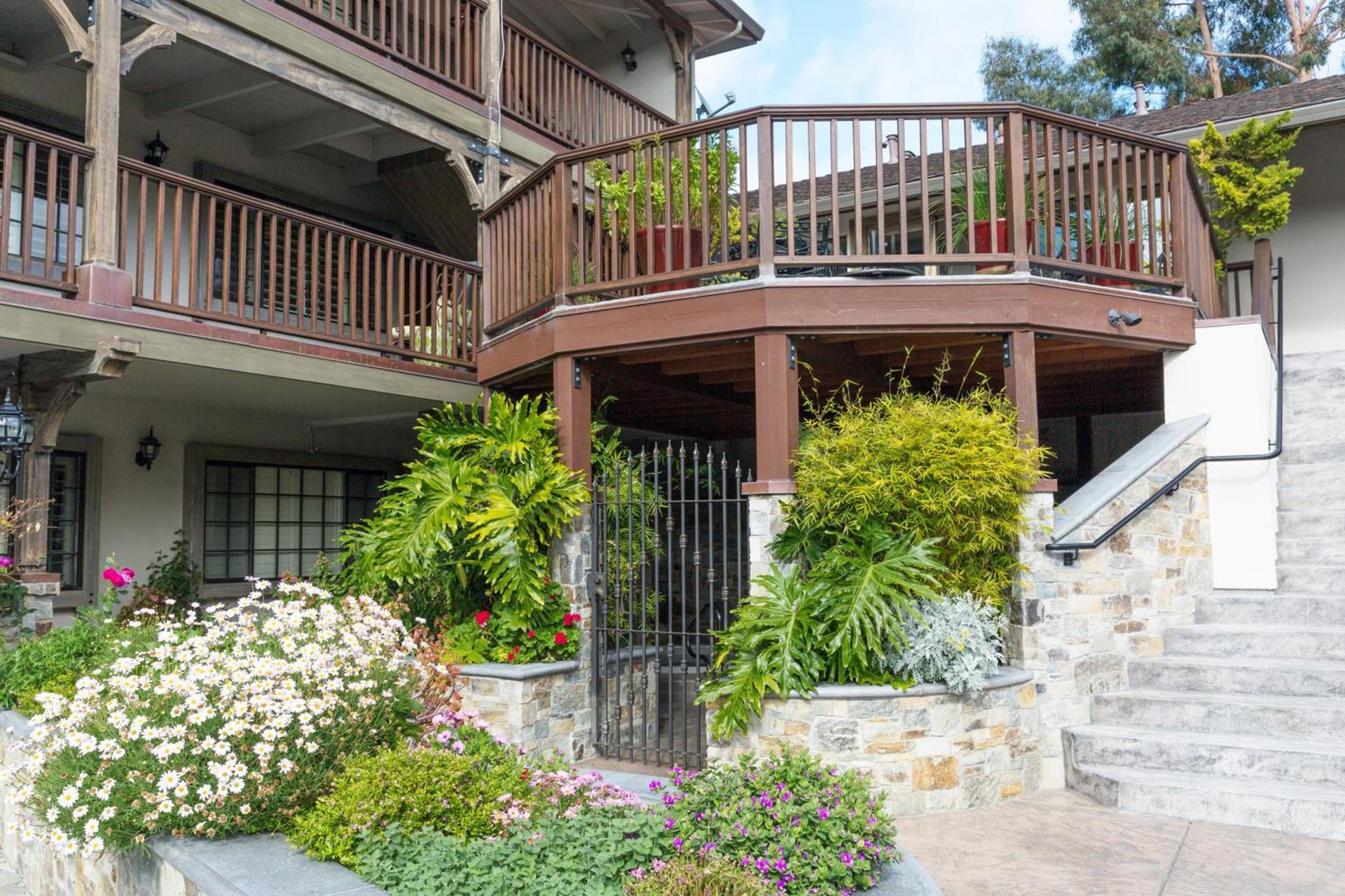 Coachman's Inn, A Four Sisters Inn photo 19