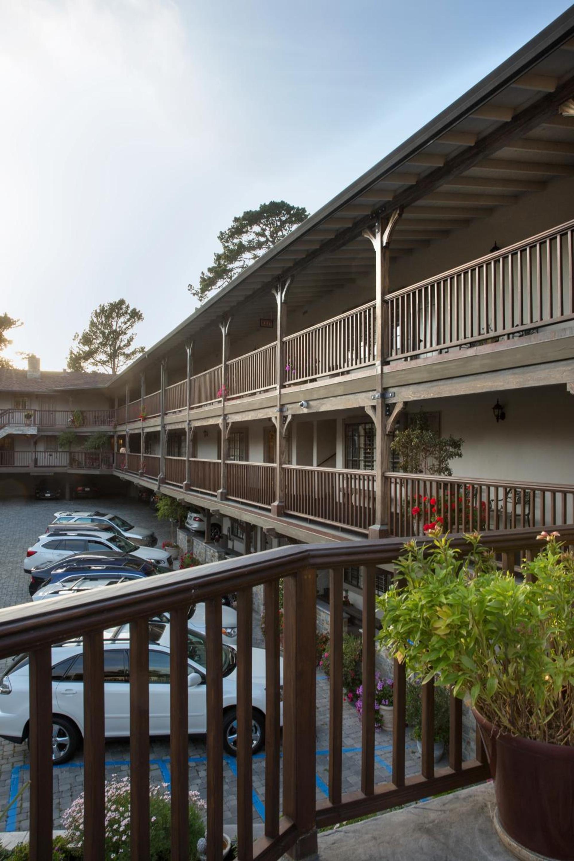 Coachman's Inn, A Four Sisters Inn photo 17