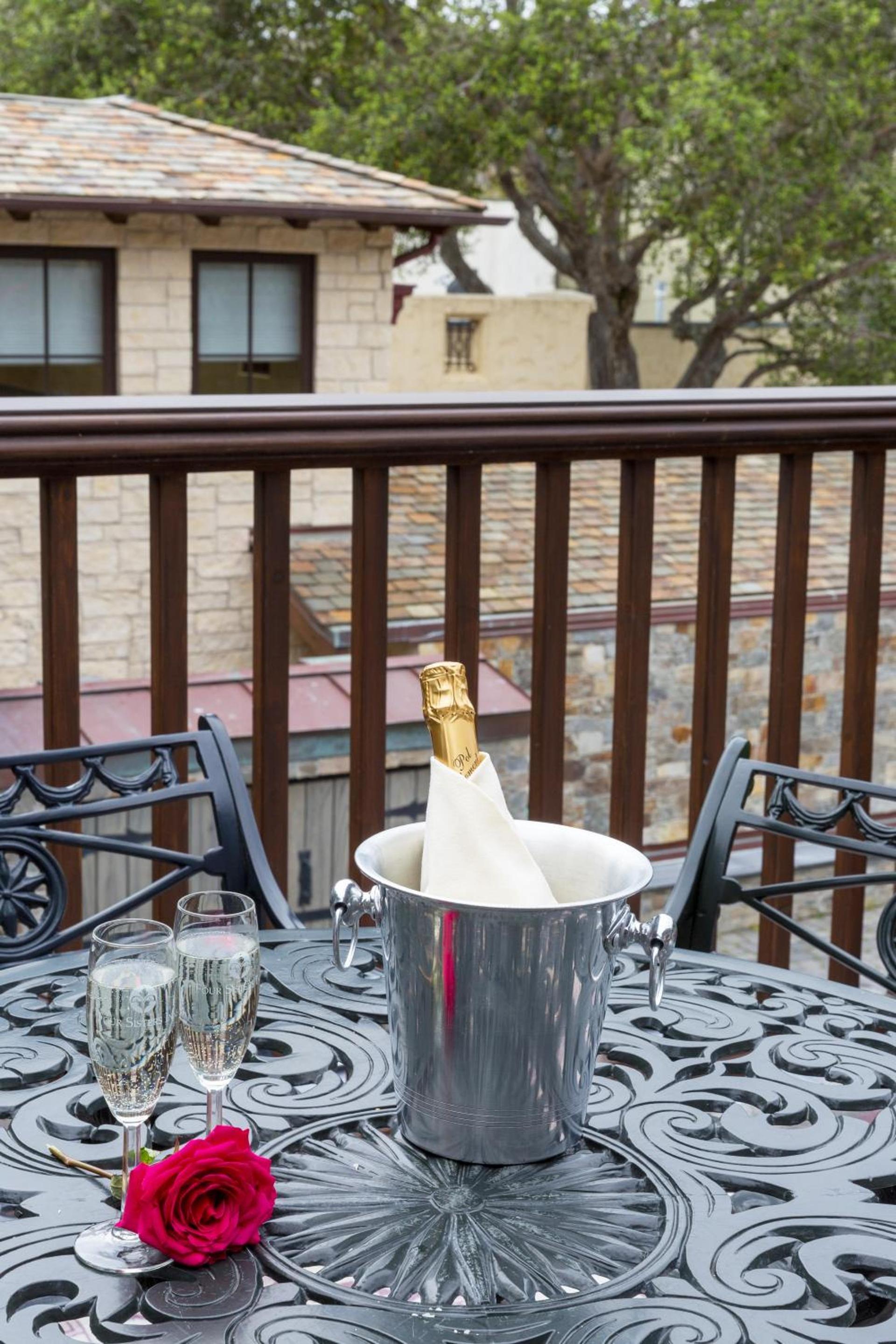 Coachman's Inn, A Four Sisters Inn photo 10