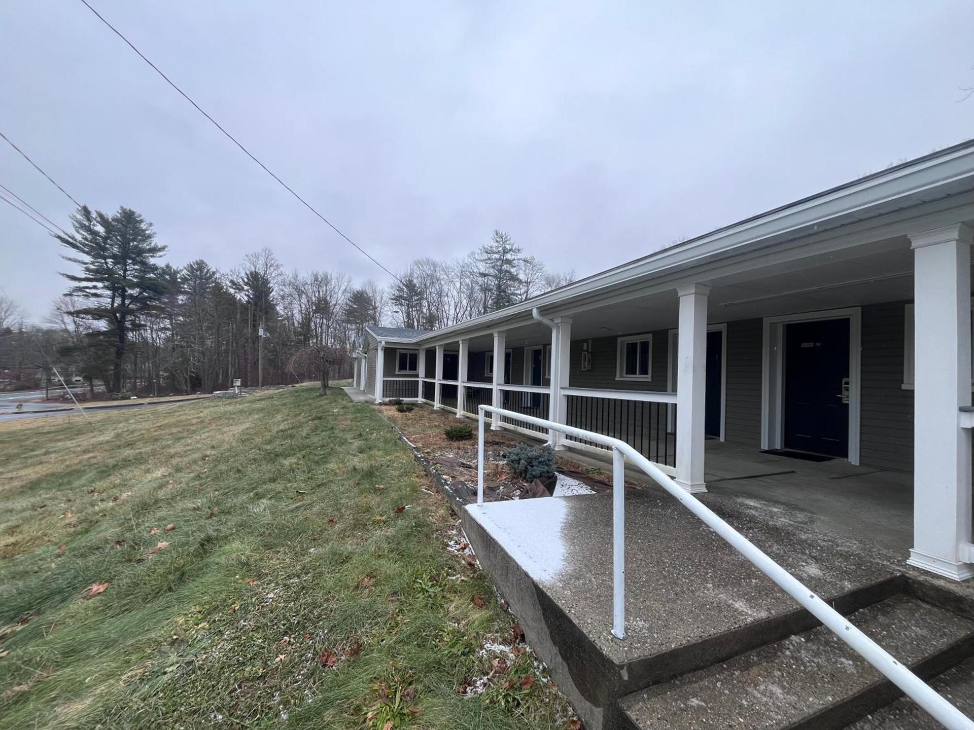 Chaplin Inn & Suites photo 15