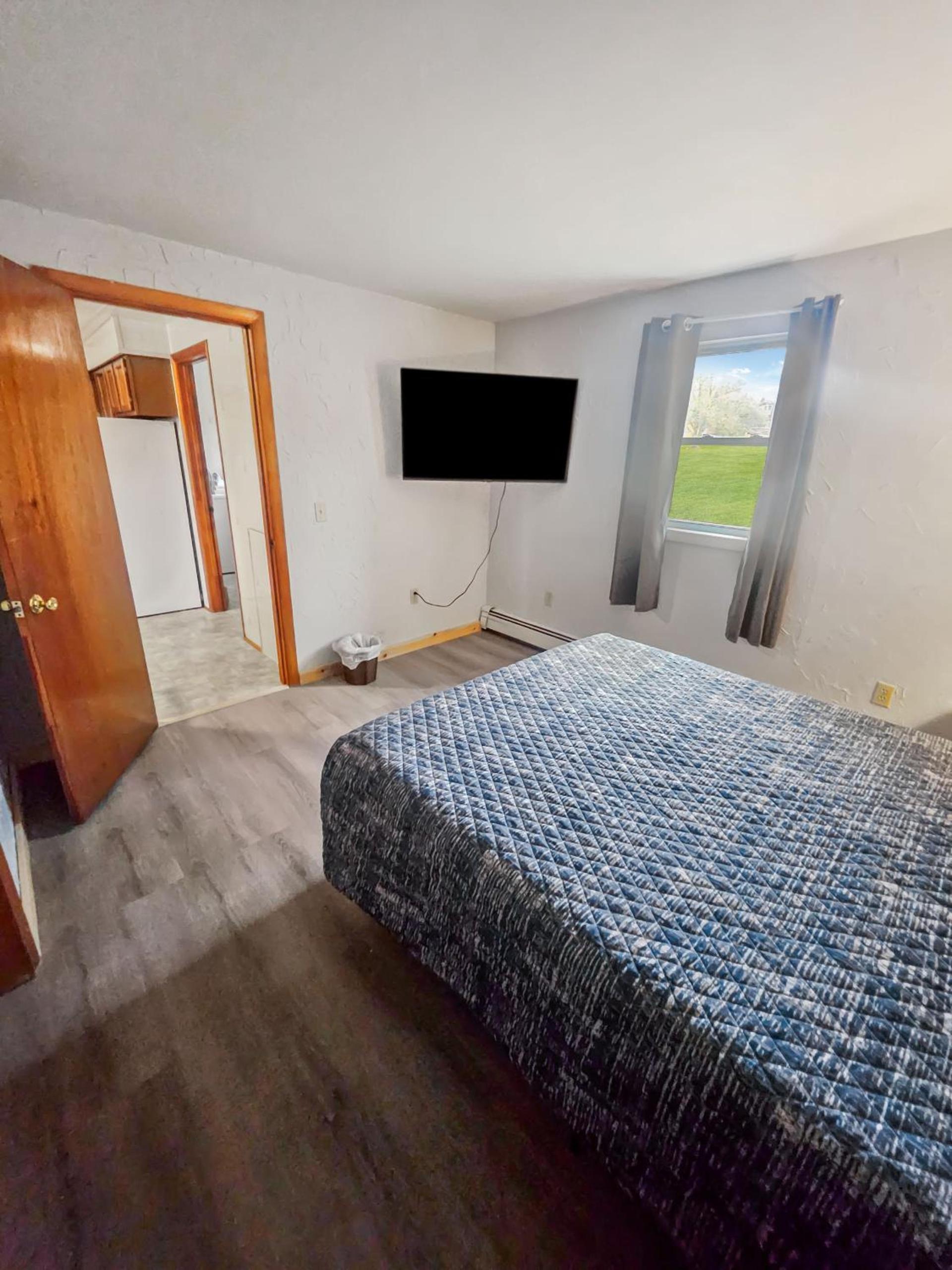 Katahdin Valley Motel photo 4