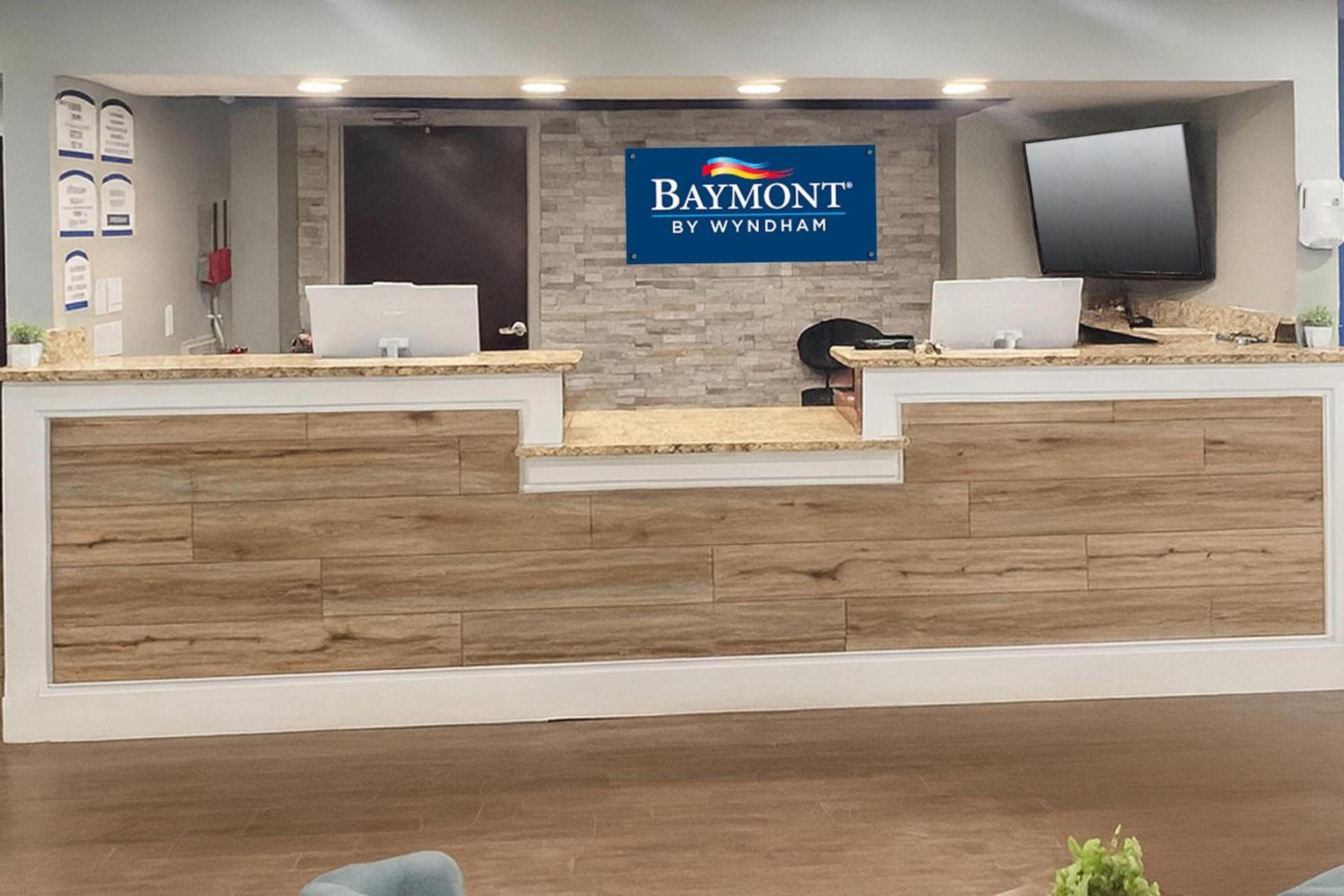 Baymont by Wyndham Fayetteville photo 22