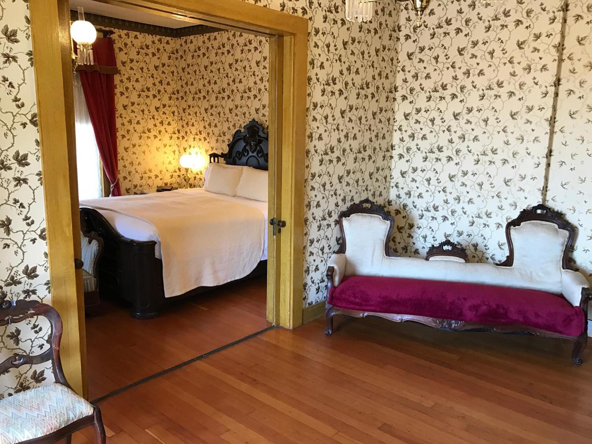 Cosmopolitan Hotel photo 34