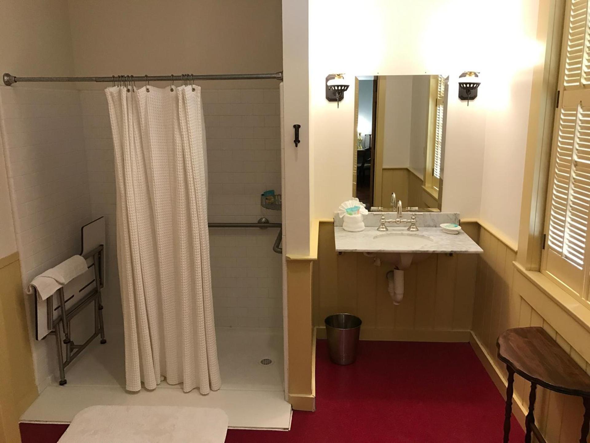 Cosmopolitan Hotel photo 41