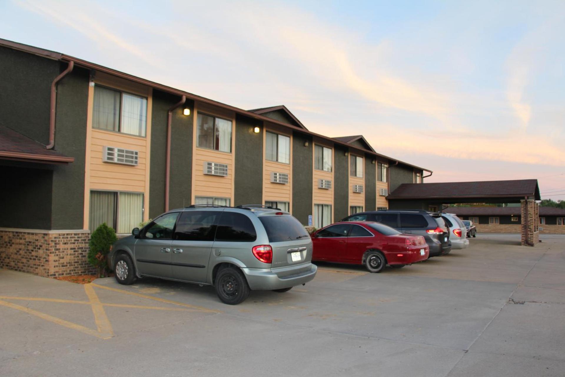 Westbridge Inn and Suites photo 25