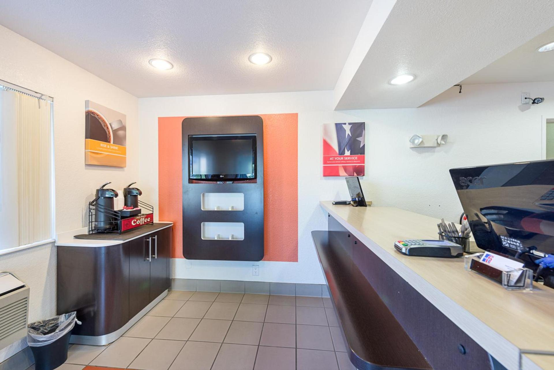 Motel 6-Carson City, NV photo 39