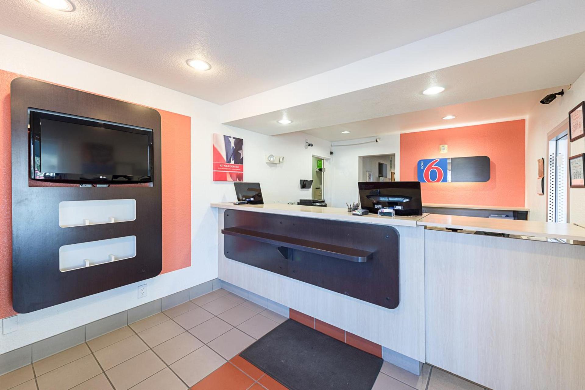 Motel 6-Carson City, NV photo 40