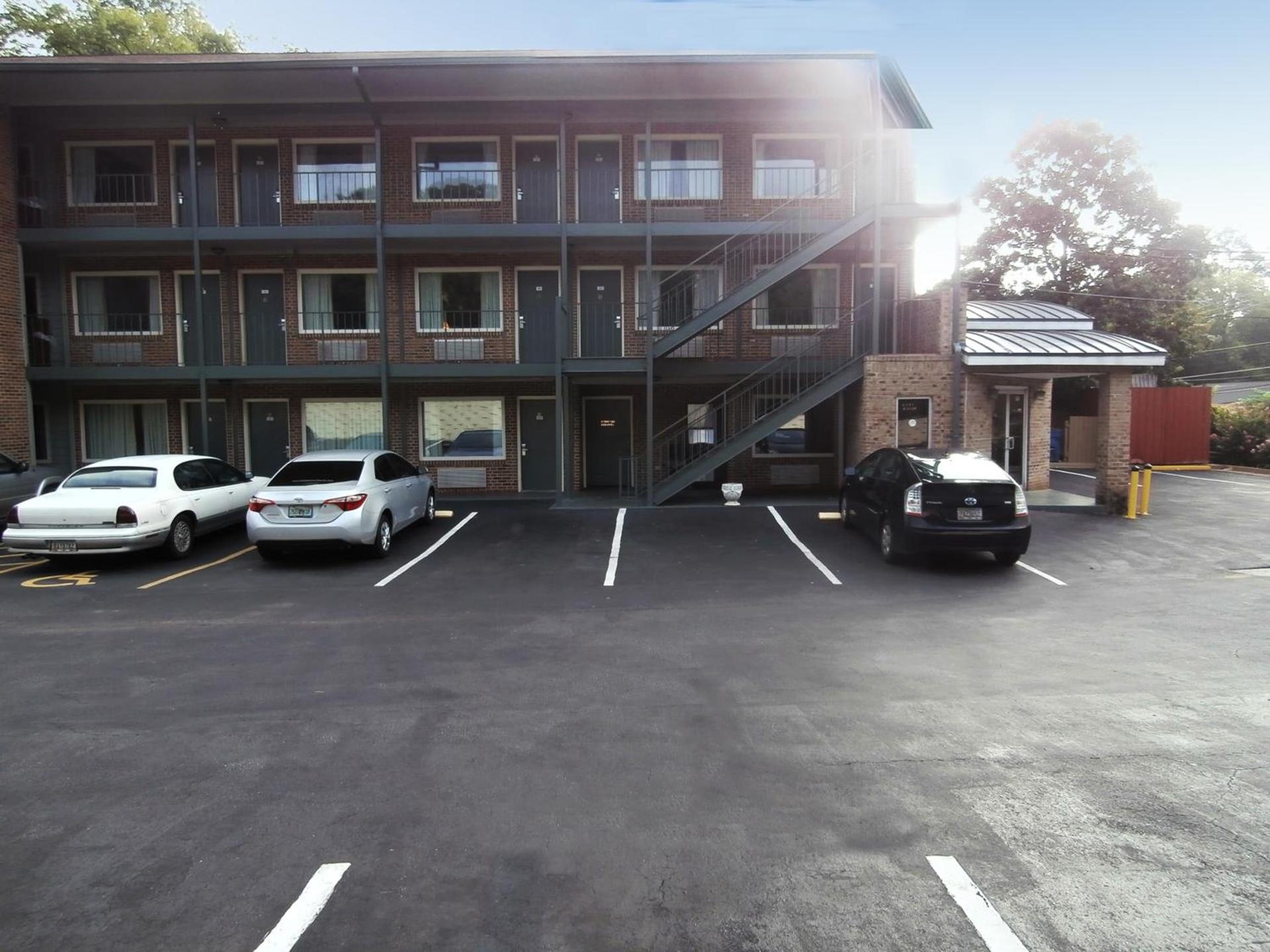 Americas Best Value Inn Athens photo 7