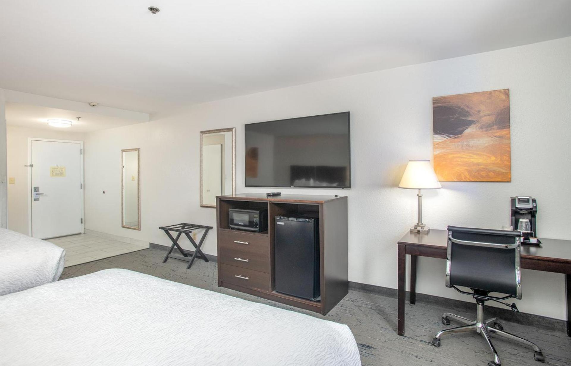 The Windstar Hotel - Emerald Isle, Swansboro photo 2