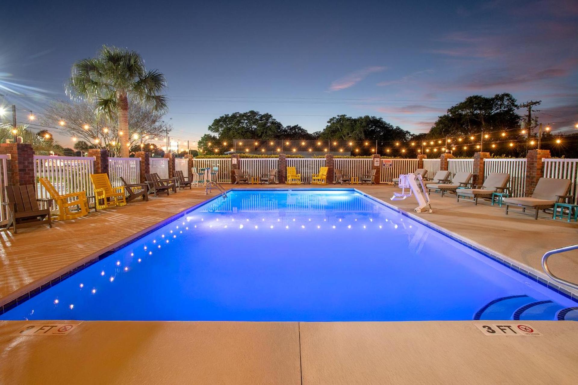 The Windstar Hotel - Emerald Isle, Swansboro photo 8