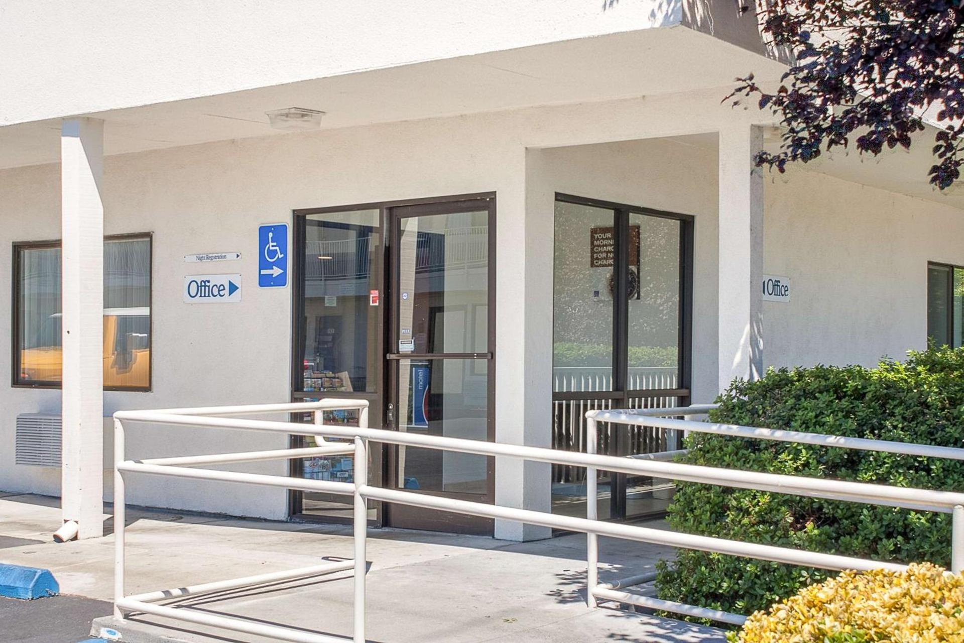 Motel 6-Ukiah, CA photo 62