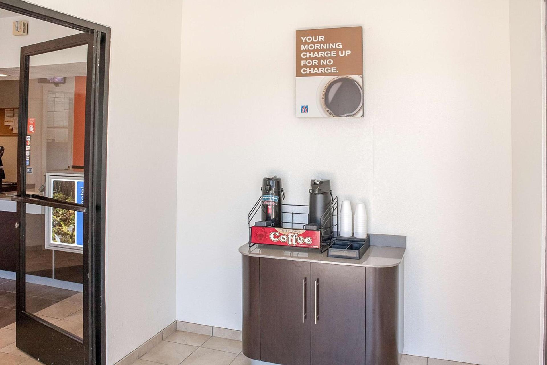 Motel 6-Ukiah, CA photo 59