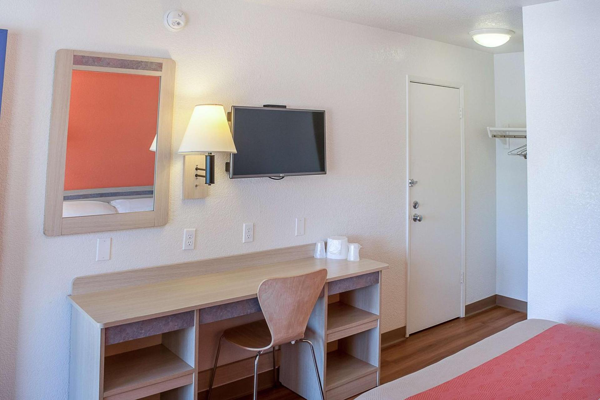 Motel 6-Ukiah, CA photo 52