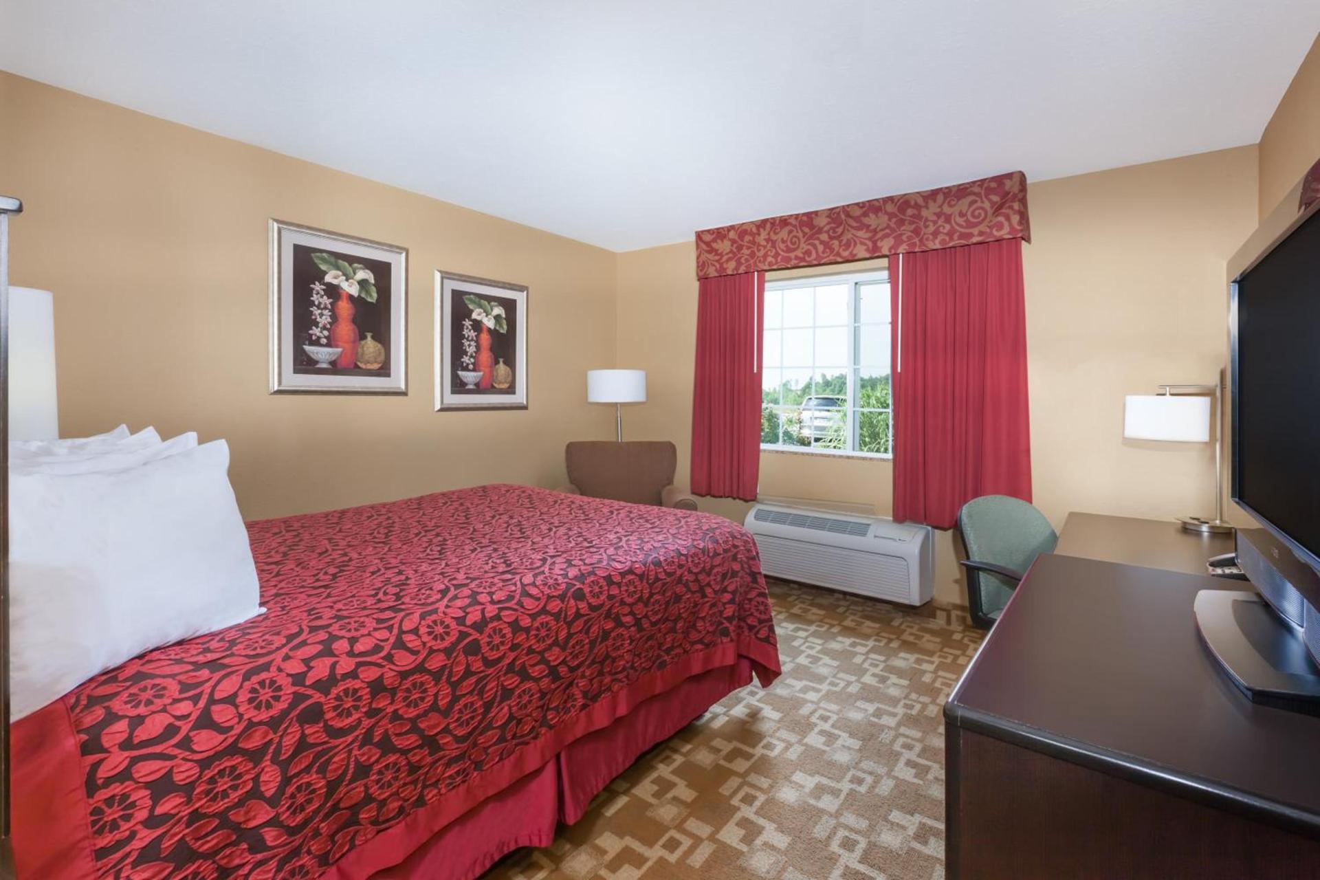 Days Inn by Wyndham Central City photo 35