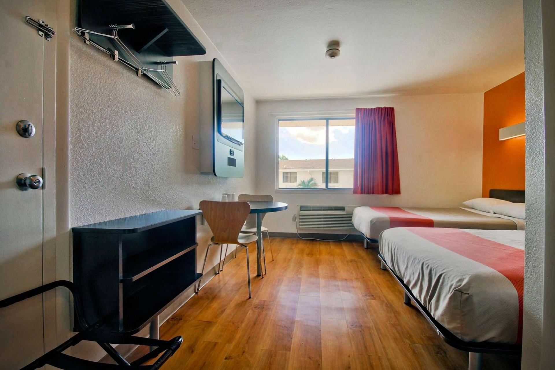 Motel 6-Fort Lauderdale, FL photo 35