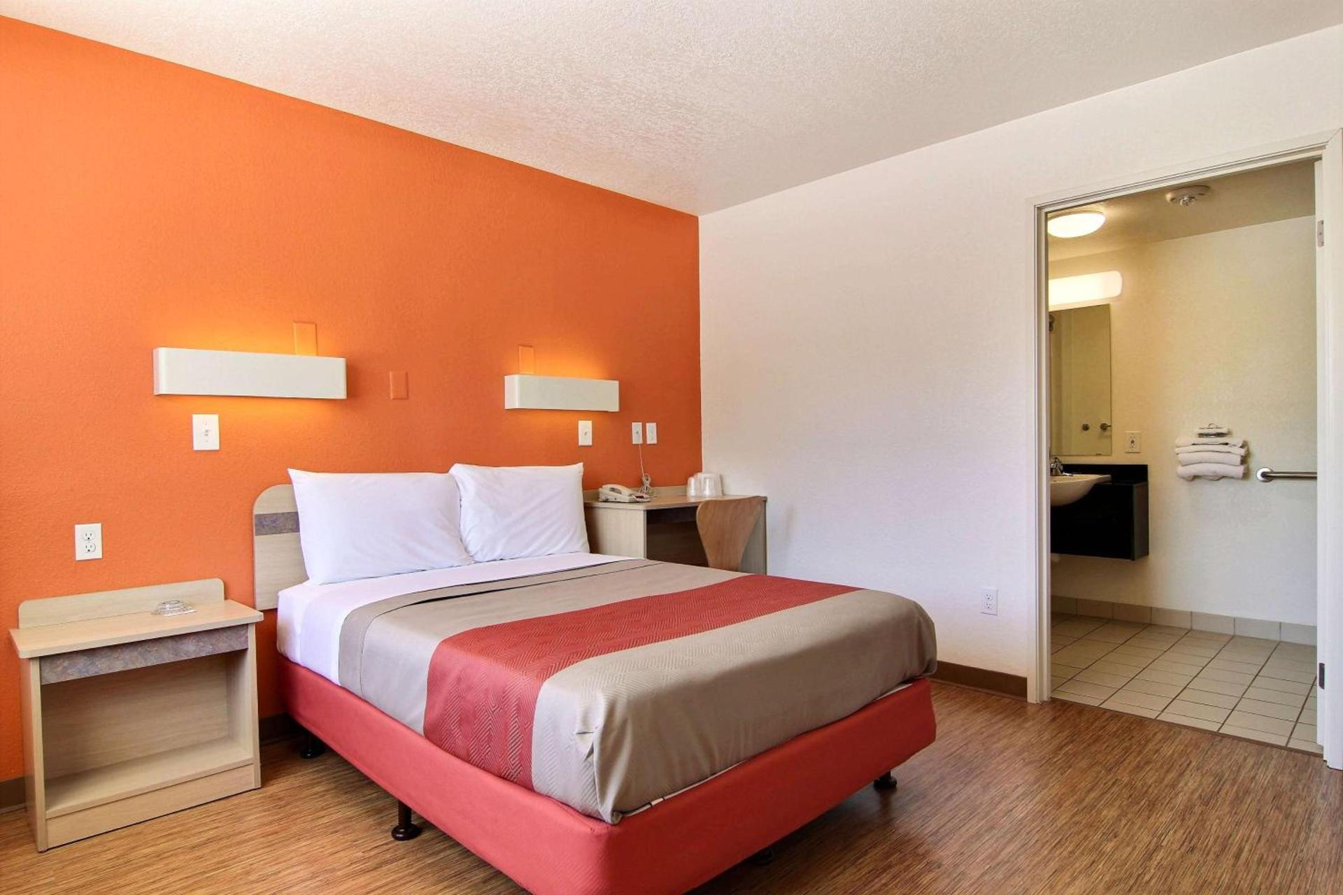 Motel 6-Abilene, TX photo 42