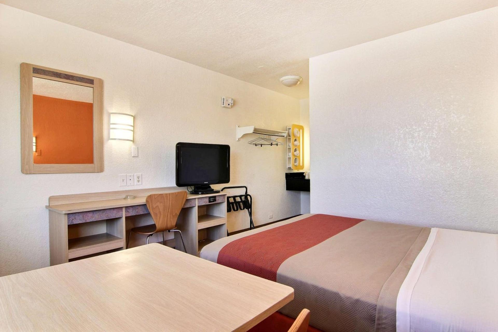 Motel 6-Abilene, TX photo 38
