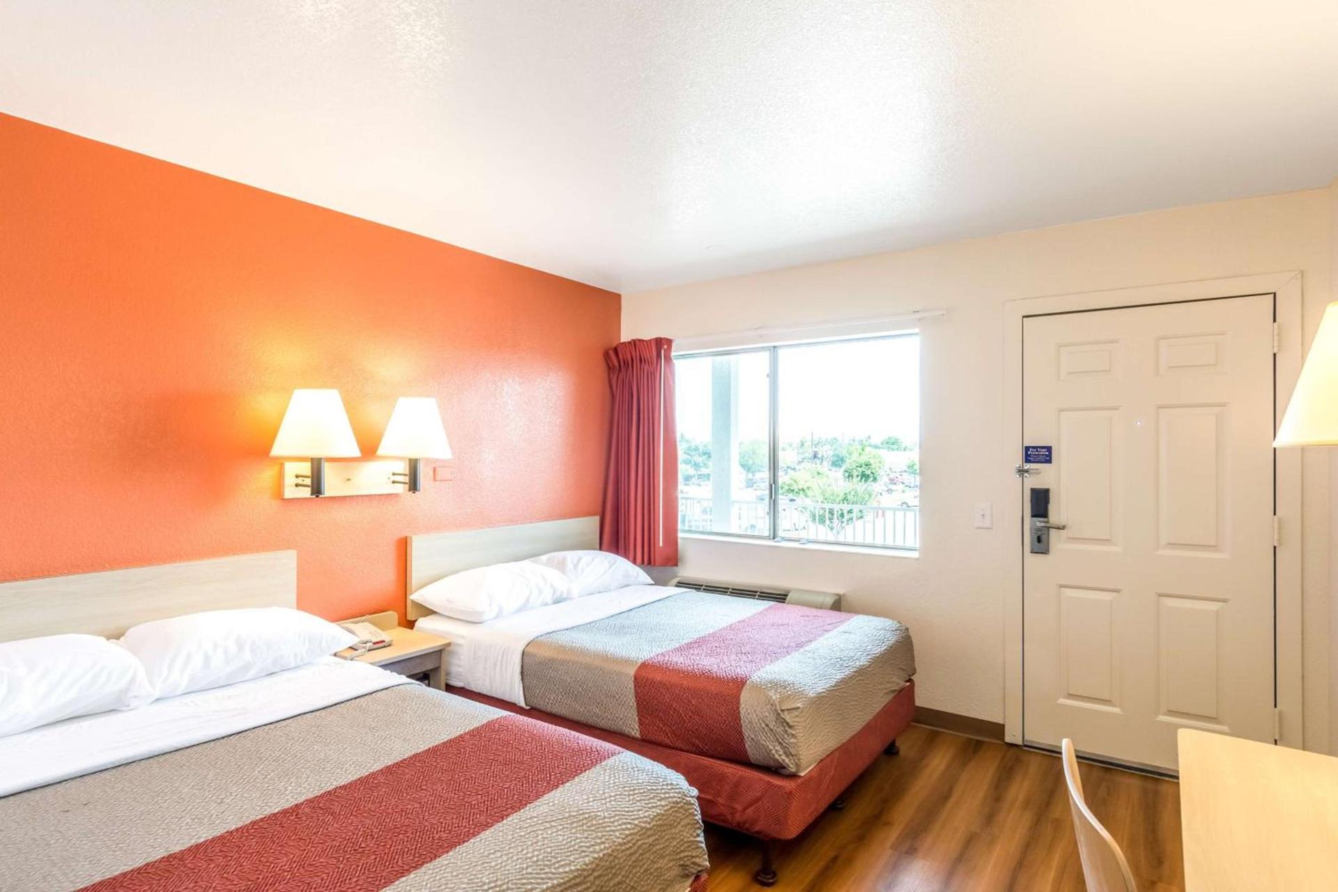 Motel 6-Redding, CA - Central photo 51