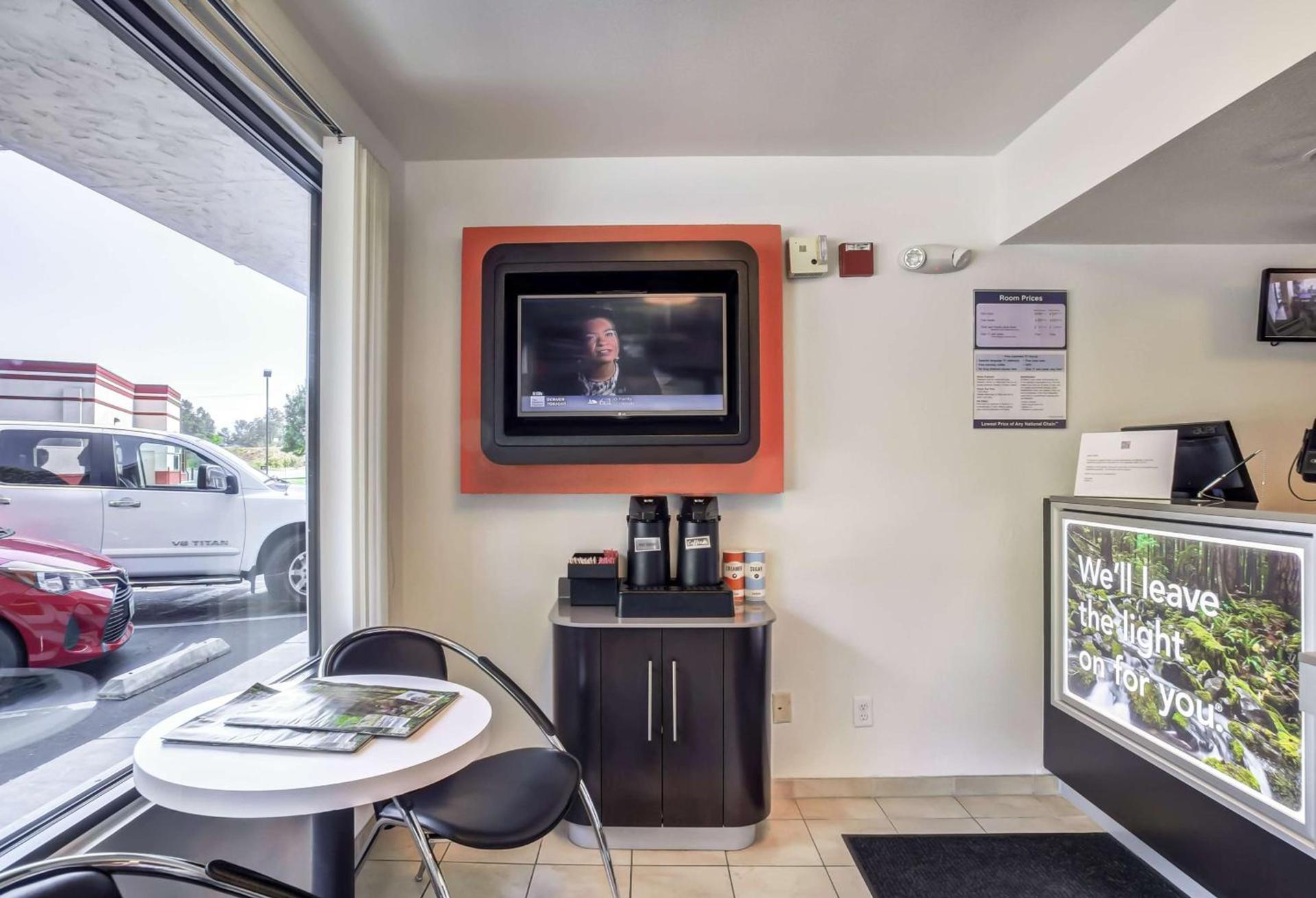 Motel 6-Medford, OR photo 51