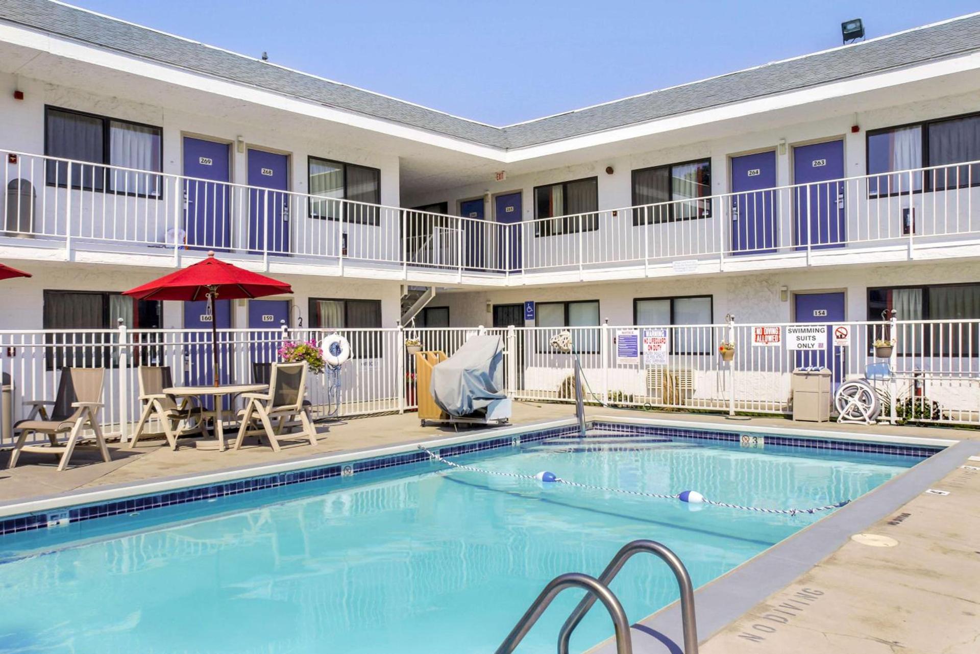 Motel 6-Medford, OR photo 50