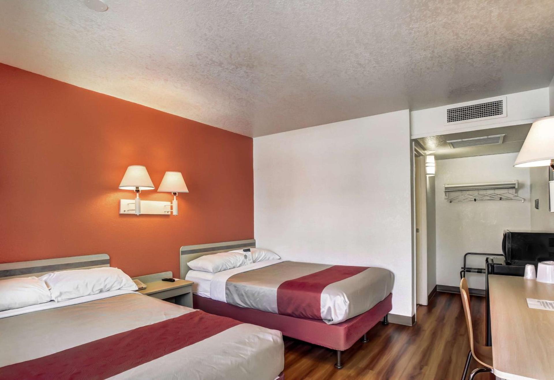 Motel 6-Medford, OR photo 45