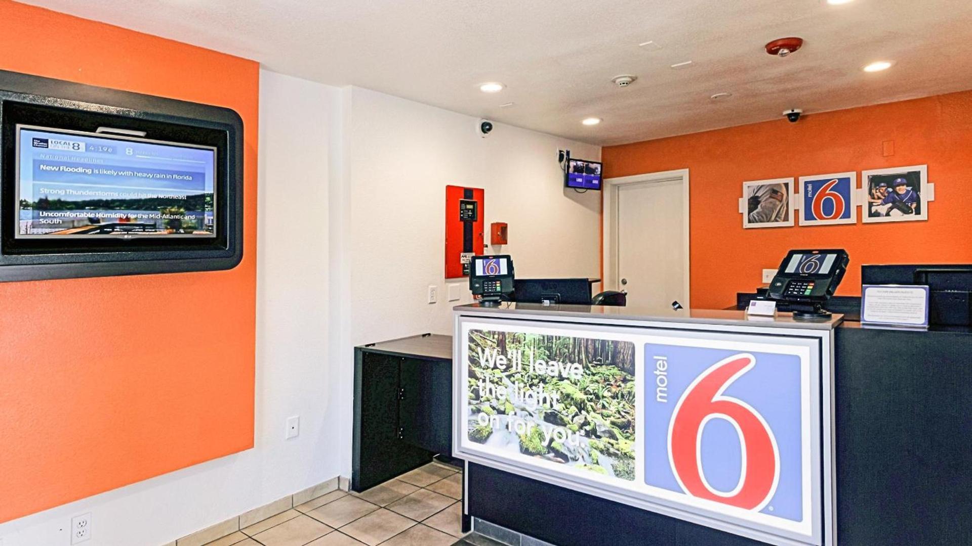 Motel 6-Chico, CA photo 51