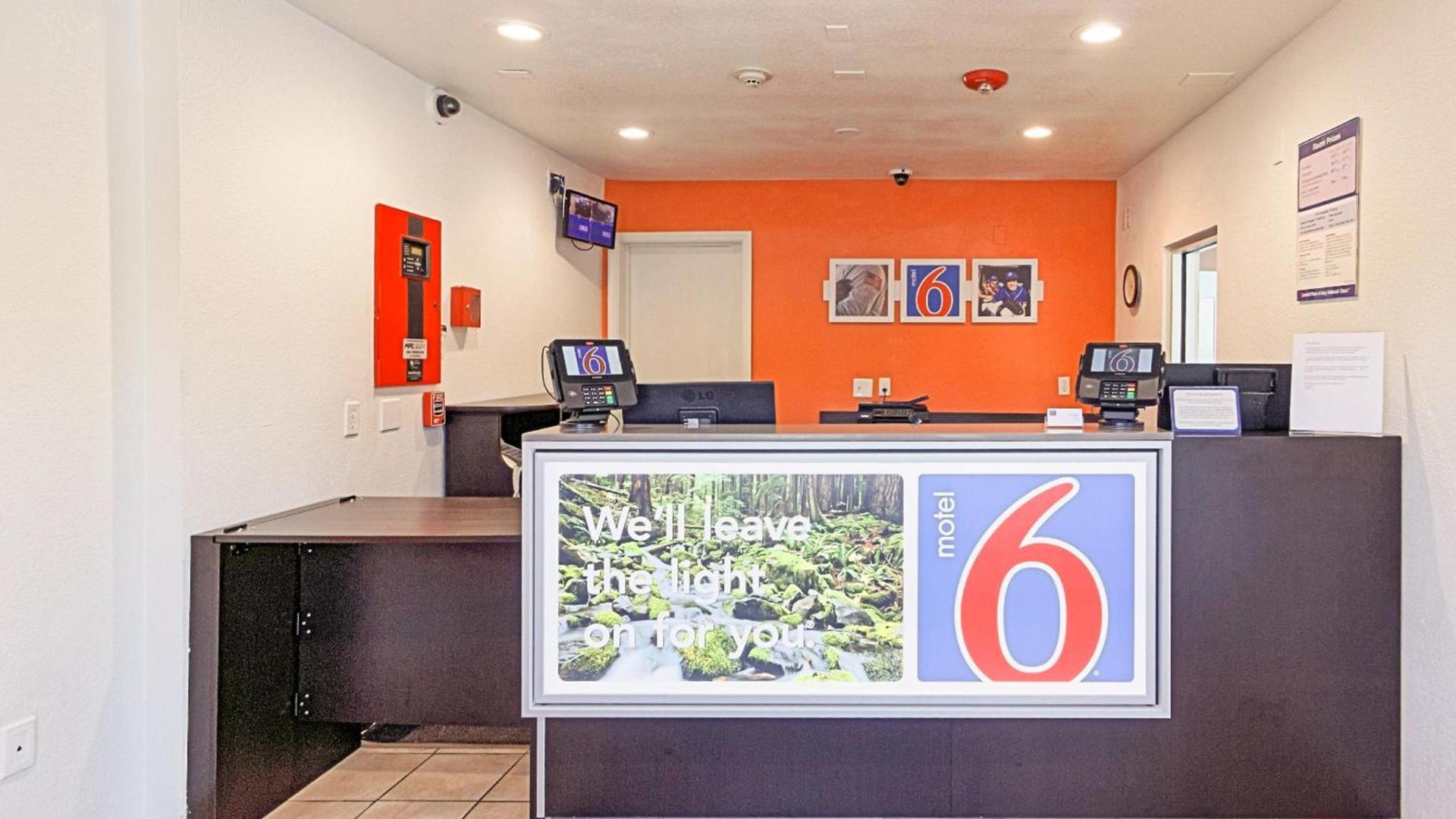 Motel 6-Chico, CA photo 50
