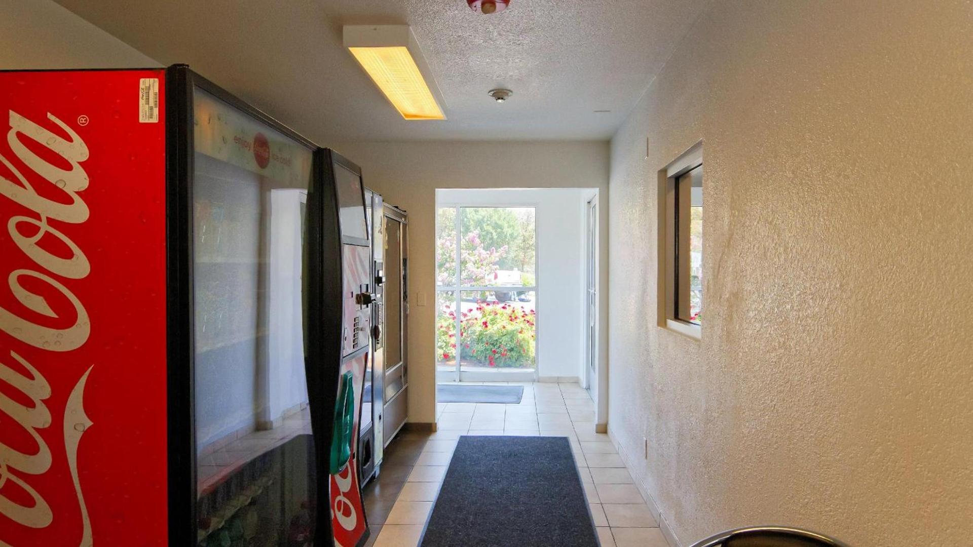 Motel 6-Chico, CA photo 32