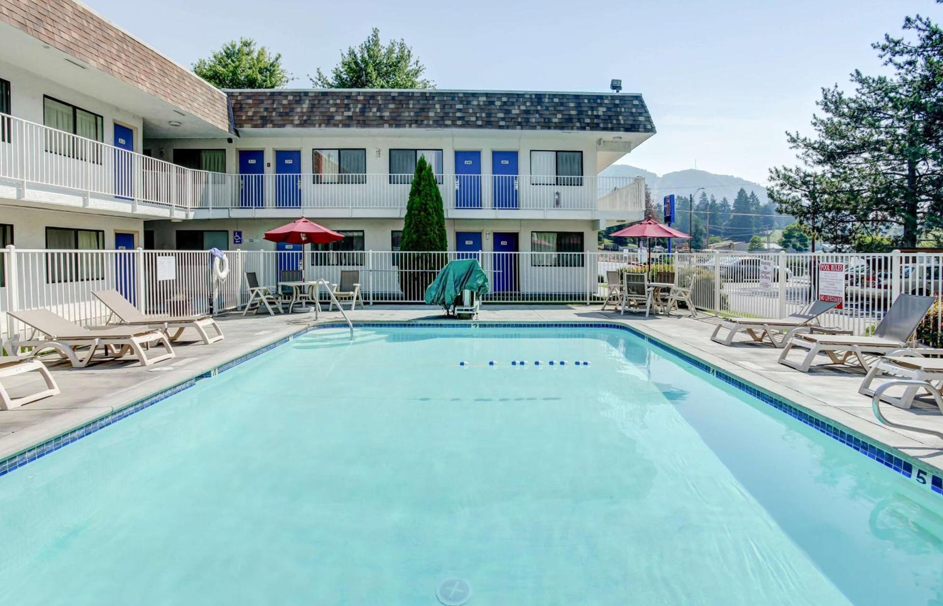 Motel 6-Grants Pass, OR photo 48
