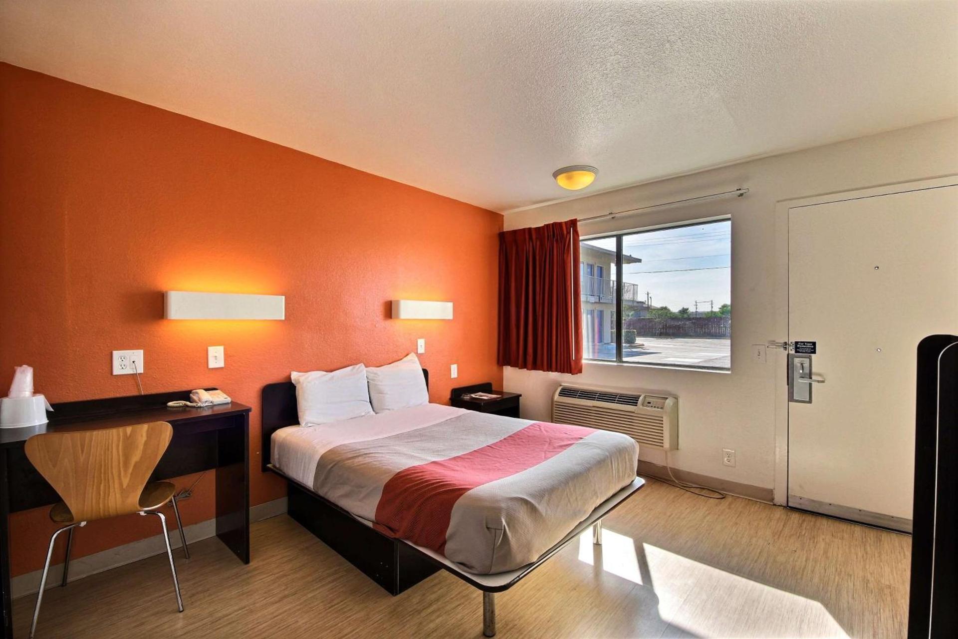 Motel 6-Laredo, TX - South photo 43