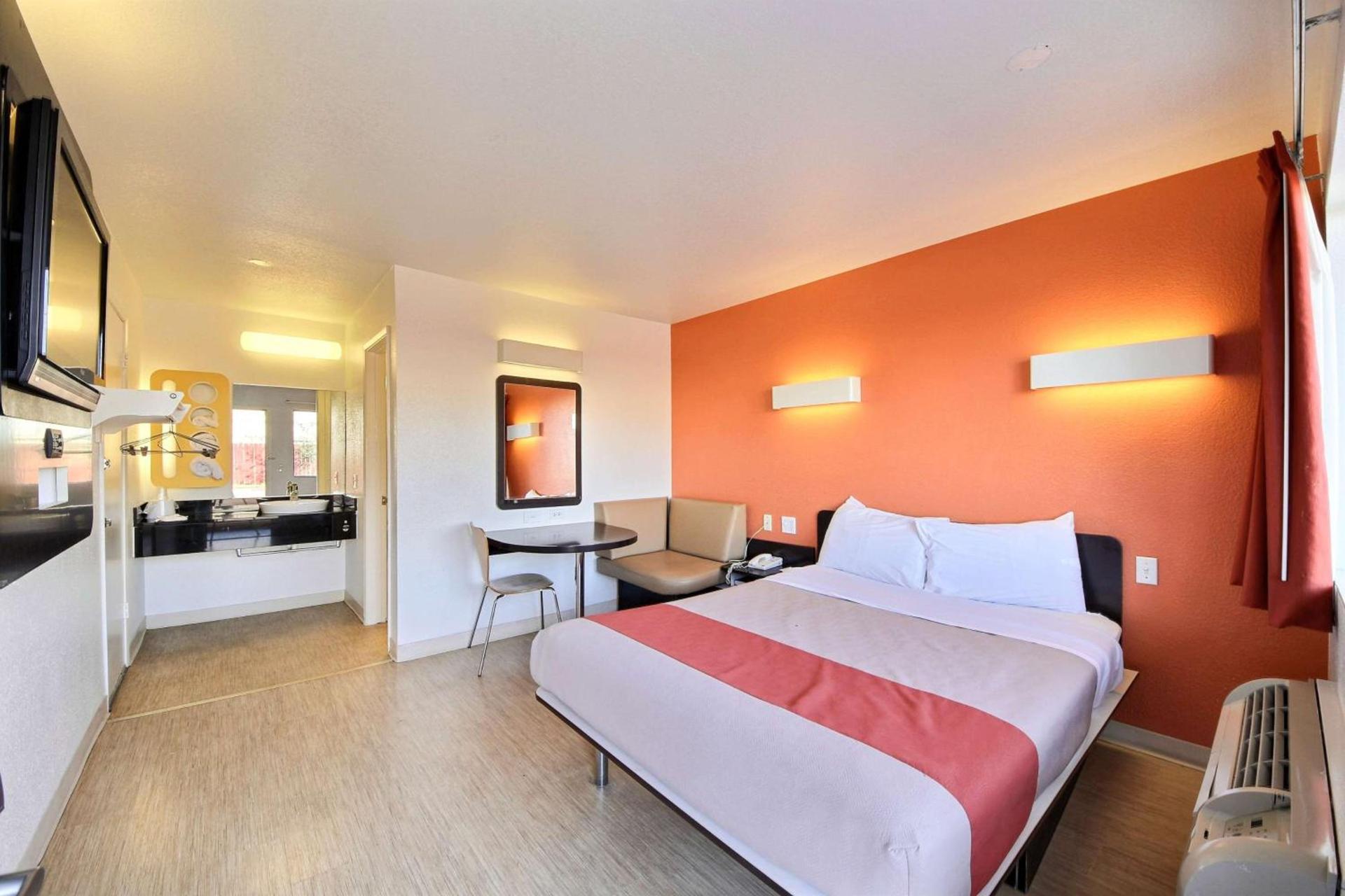 Motel 6-Laredo, TX - South photo 40