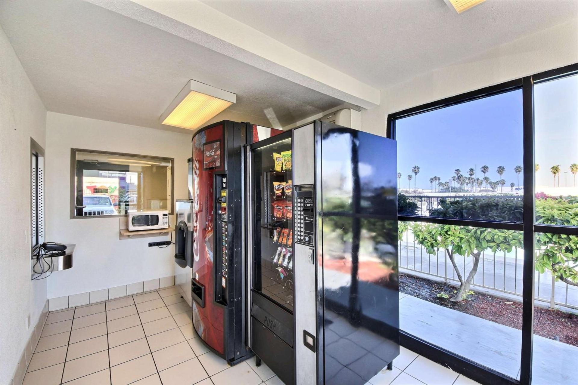 Motel 6-Laredo, TX - South photo 37