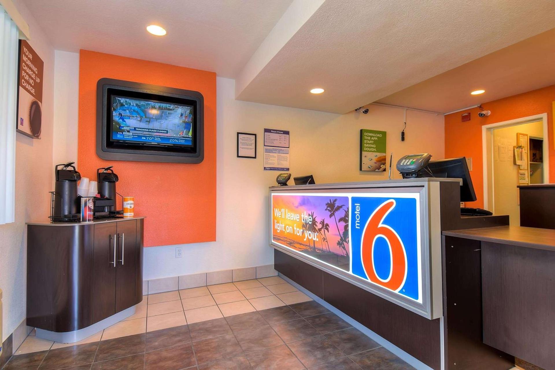 Motel 6-Westminster, CA - South - Long Beach Area photo 52